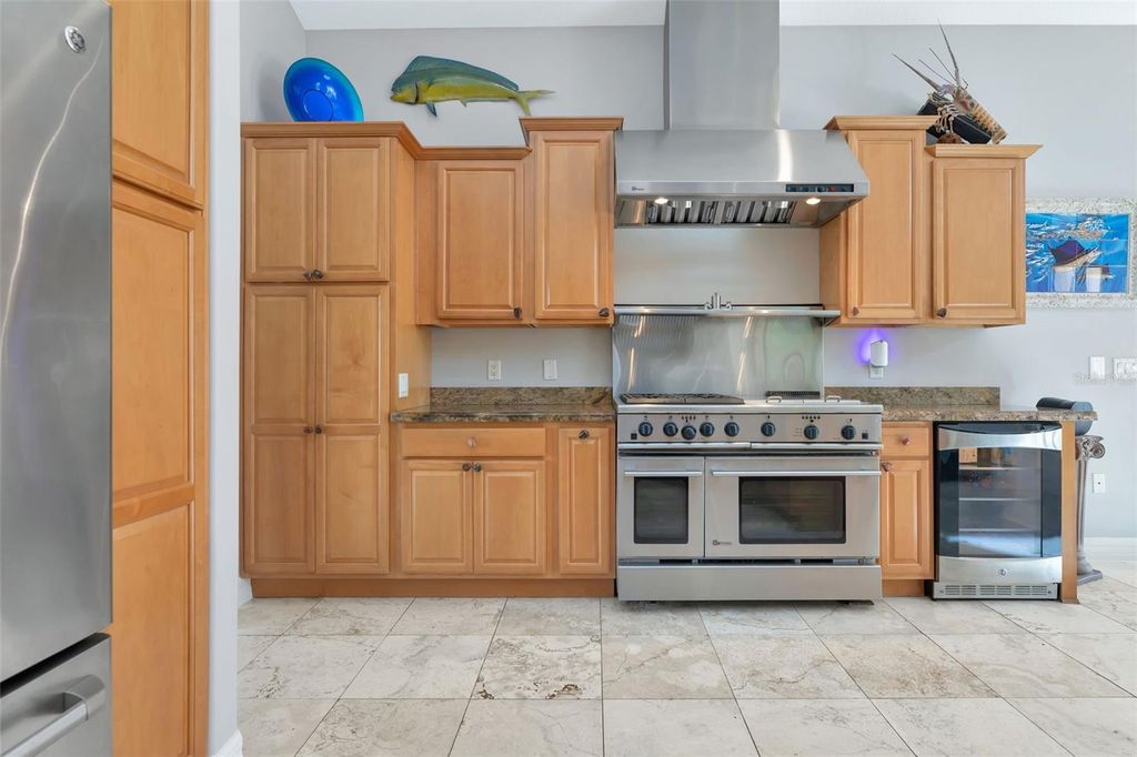 Image 12 of property listing at 1508 BOWLEES COVE, Bradenton, FL 34207