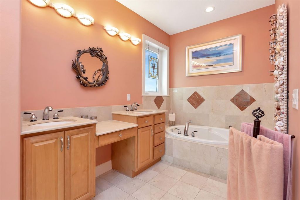 Image 18 of property listing at 1508 BOWLEES COVE, Bradenton, FL 34207