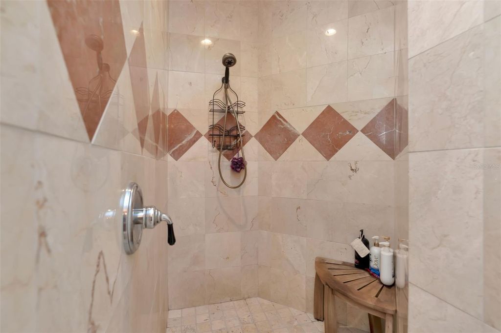Image 19 of property listing at 1508 BOWLEES COVE, Bradenton, FL 34207
