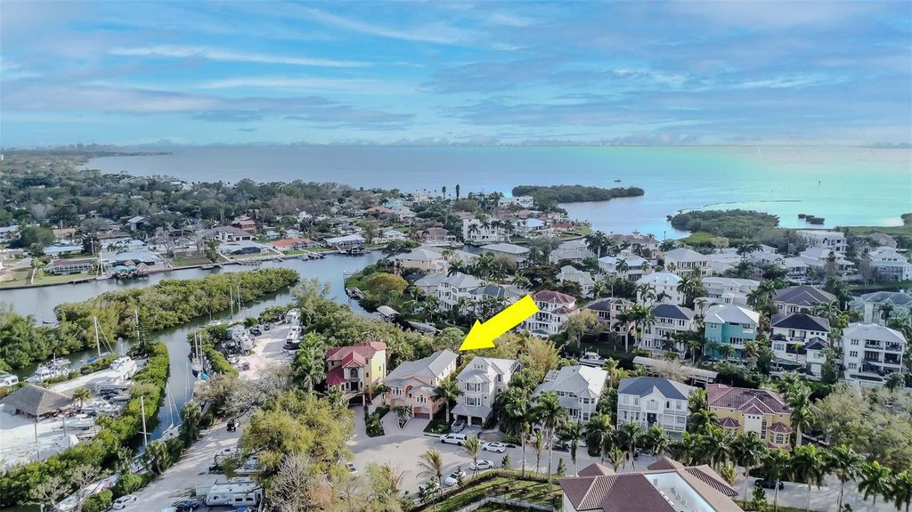 Image 3 of property listing at 1508 BOWLEES COVE, Bradenton, FL 34207