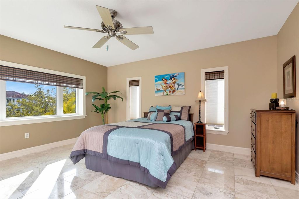 Image 22 of property listing at 1508 BOWLEES COVE, Bradenton, FL 34207