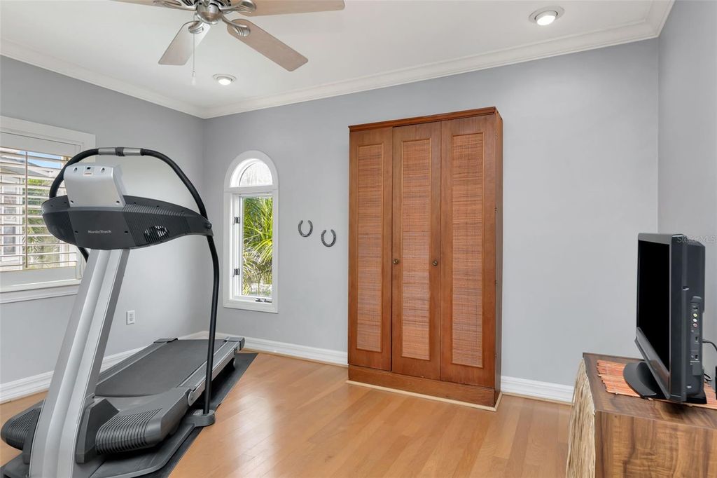 Image 44 of property listing at 1508 BOWLEES COVE, Bradenton, FL 34207