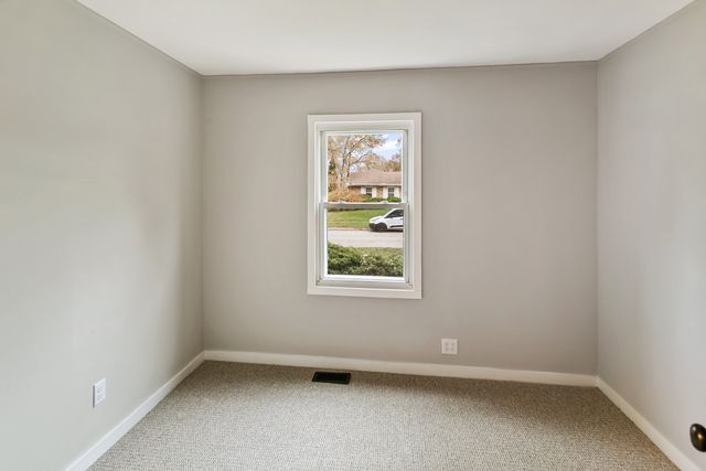 21704 CLYDE Avenue, Sauk Village, IL 60411