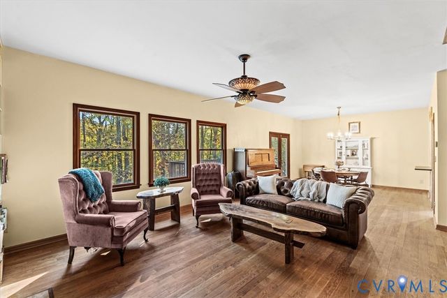 7358 Peppermill Rd, King George, VA 22485