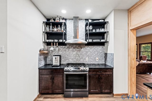 7358 Peppermill Rd, King George, VA 22485