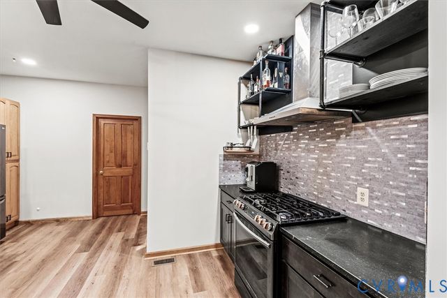 7358 Peppermill Rd, King George, VA 22485