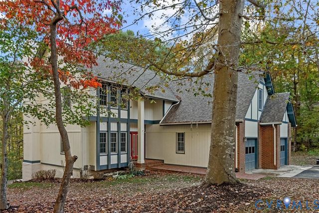 7358 Peppermill Rd, King George, VA 22485