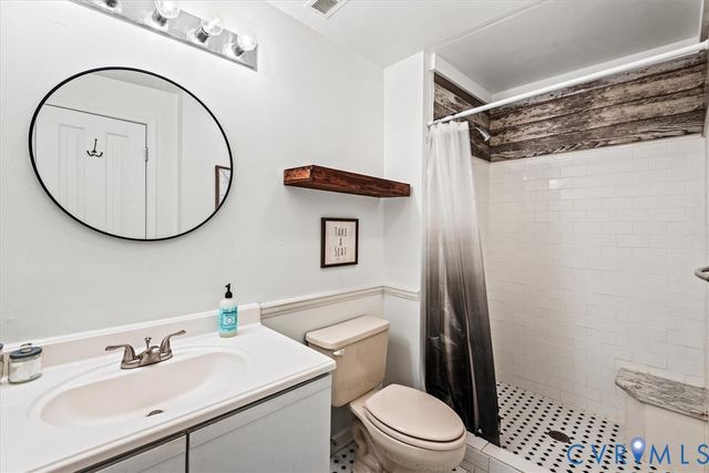 7358 Peppermill Rd, King George, VA 22485