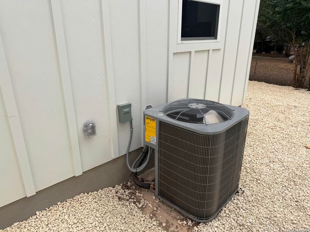 600A 10th, Bandera, TX 78003