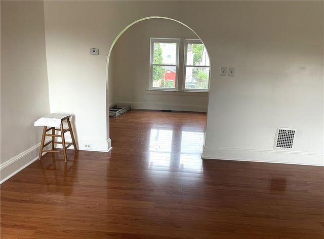 715 Wood, Bethlehem City, PA 18018