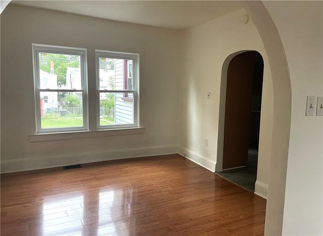 715 Wood, Bethlehem City, PA 18018