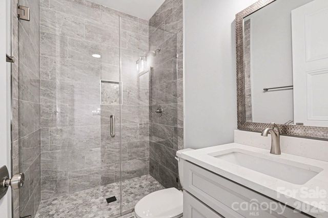 2305 Sanders Avenue, Charlotte, NC 28216