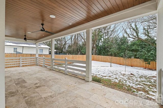 2305 Sanders Avenue, Charlotte, NC 28216