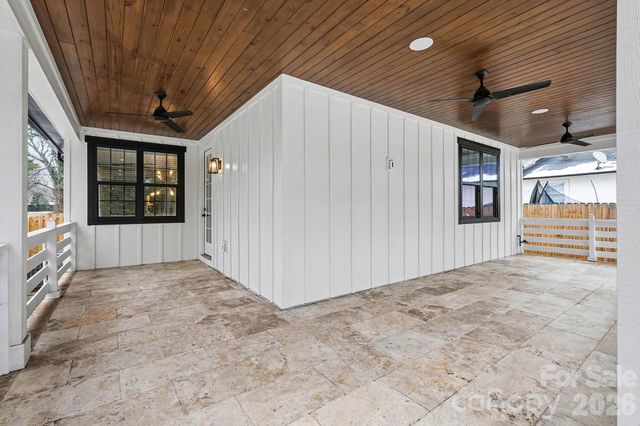 2305 Sanders Avenue, Charlotte, NC 28216