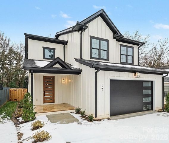 2305 Sanders Avenue, Charlotte, NC 28216
