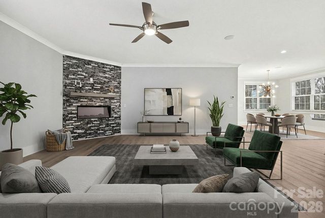 2305 Sanders Avenue, Charlotte, NC 28216