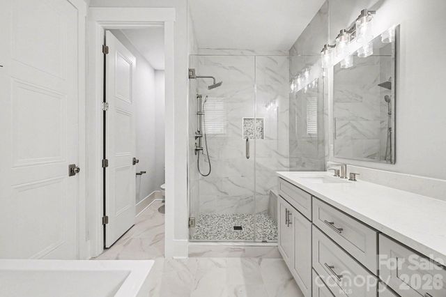 2305 Sanders Avenue, Charlotte, NC 28216