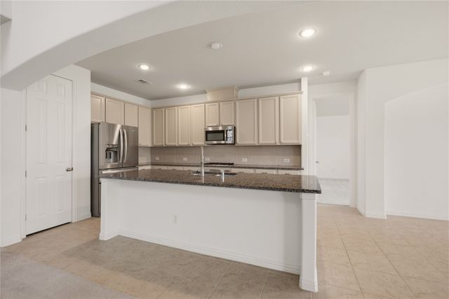 201 Oak Point Drive, Mckinney, TX 75071