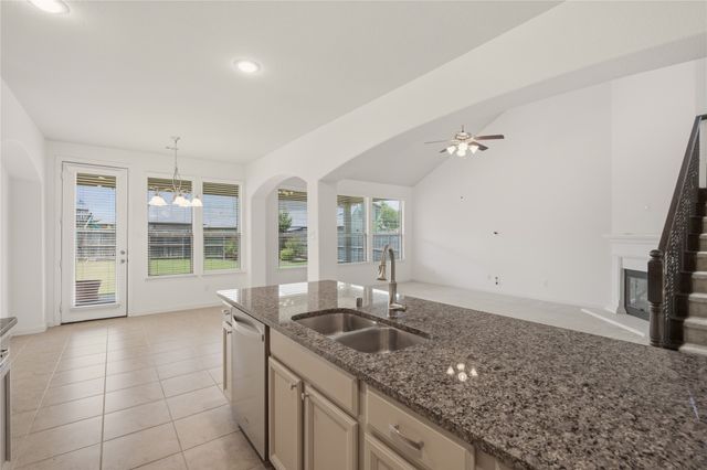 201 Oak Point Drive, Mckinney, TX 75071