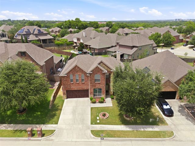 201 Oak Point Drive, Mckinney, TX 75071