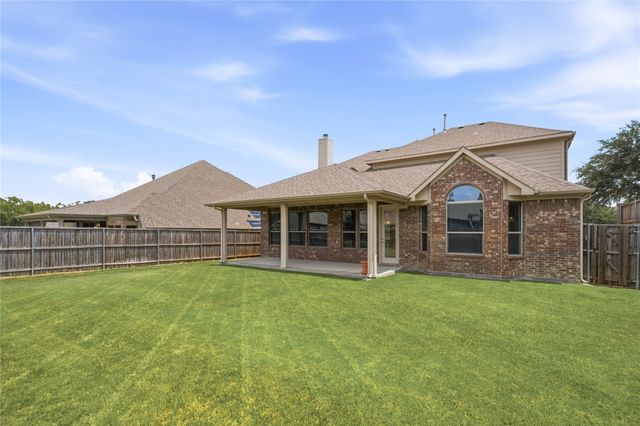 201 Oak Point Drive, Mckinney, TX 75071