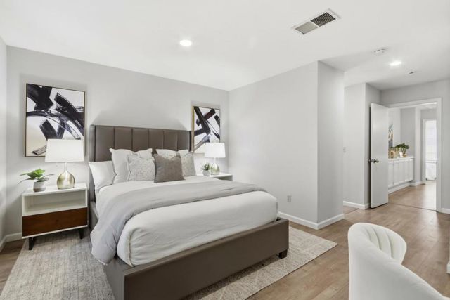 962 Belmont Terrace 9, Sunnyvale, CA 94086