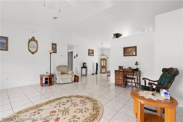 2433 N Highlands Boulevard, Avon Park, FL 33825