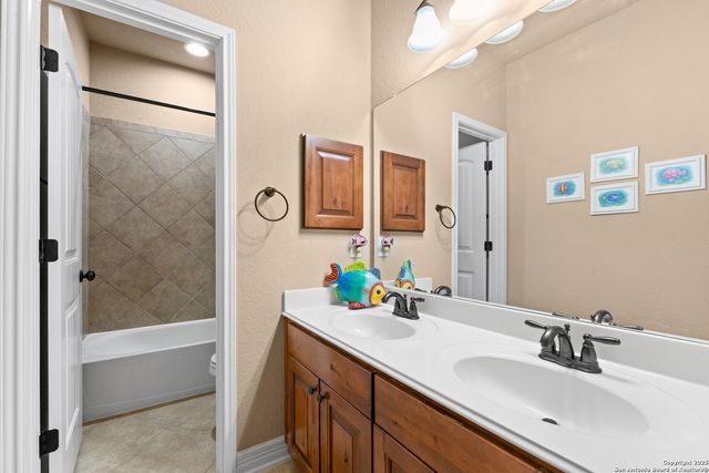 26219 Park Bend, New Braunfels, TX 78132