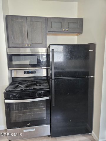 2021 Barrows Street, Toledo, OH 43613