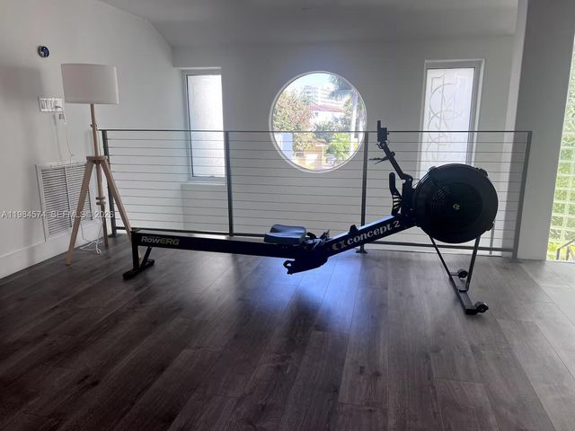 3401 NE 165th Street, North Miami Beach, FL 33160