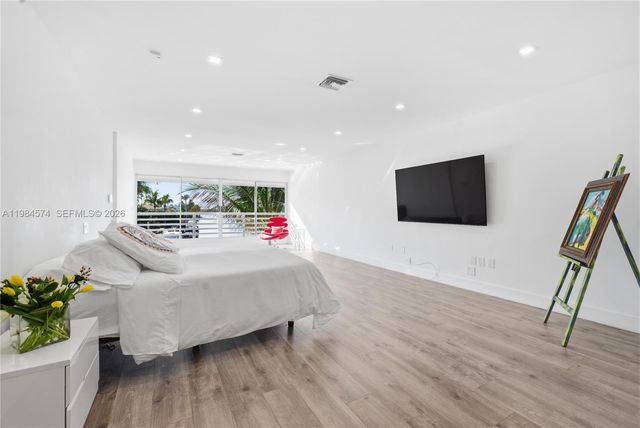 3401 NE 165th Street, North Miami Beach, FL 33160