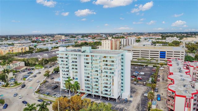1825 W 44th Pl 1111, Hialeah, FL 33012