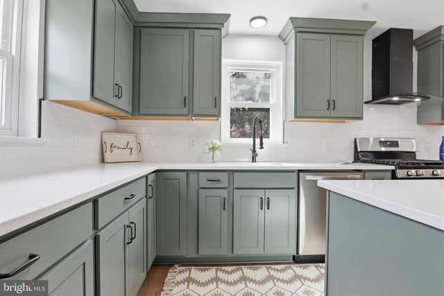 808 RATHTON RD, York, PA 17403