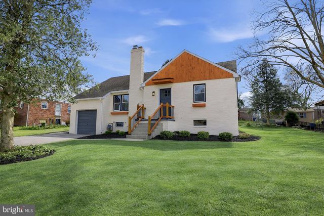 808 RATHTON RD, York, PA 17403