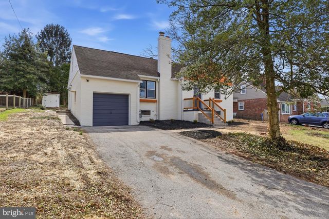 808 RATHTON RD, York, PA 17403