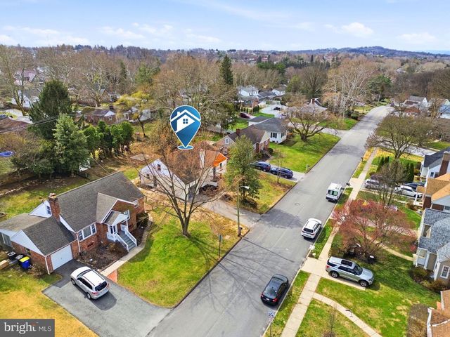 808 RATHTON RD, York, PA 17403