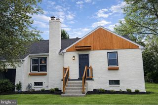 808 RATHTON RD, York, PA 17403