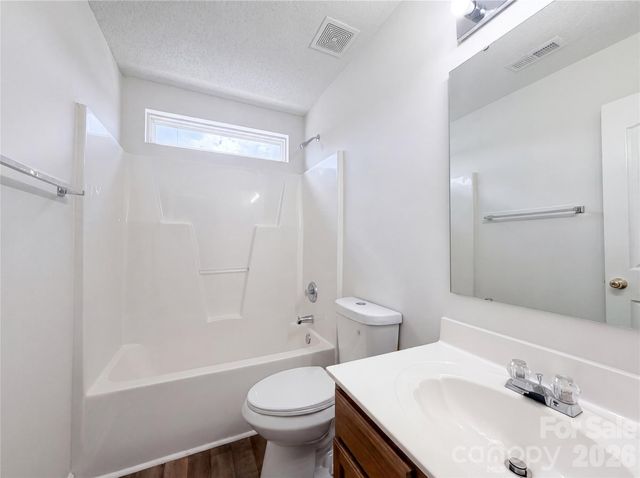 107 Elrosa Road, Mooresville, NC 28115