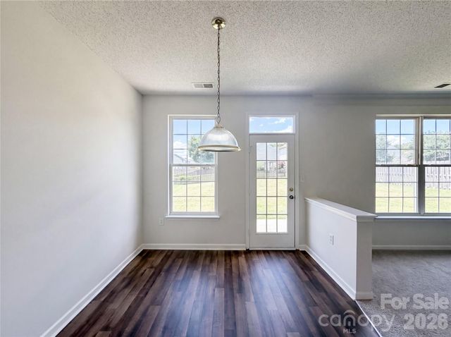 107 Elrosa Road, Mooresville, NC 28115
