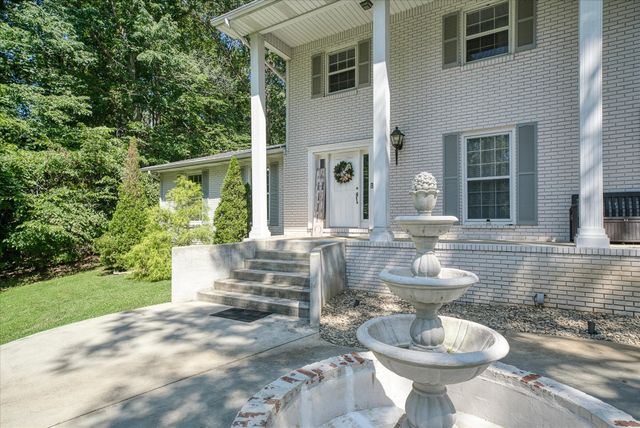 1355 Pilot Dr, Cookeville, TN 38506