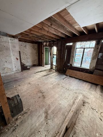 16560 Ward Avenue, Detroit, MI 48235