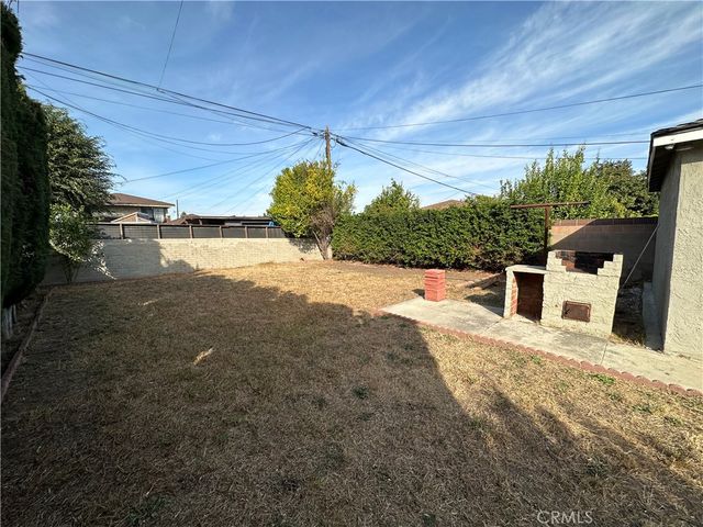 4587 W 142nd Street, Hawthorne, CA 90250