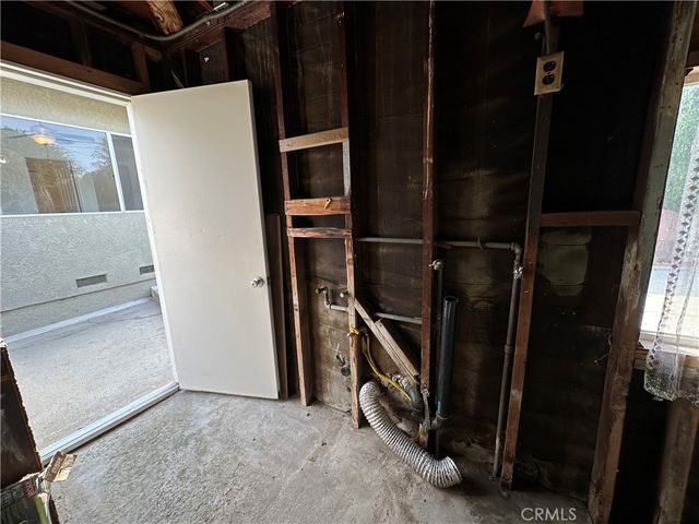4587 W 142nd Street, Hawthorne, CA 90250