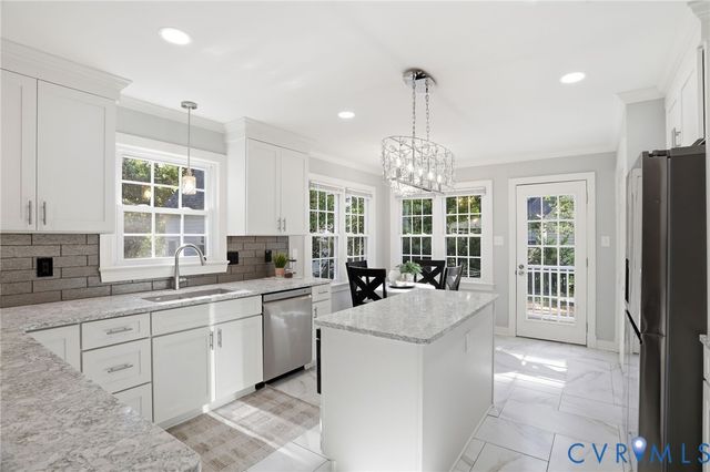 9806 Old Cannon Rd, North Chesterfield, VA 23237