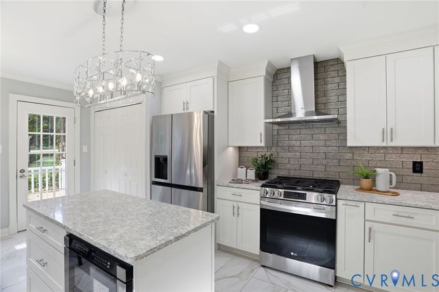 9806 Old Cannon Rd, North Chesterfield, VA 23237
