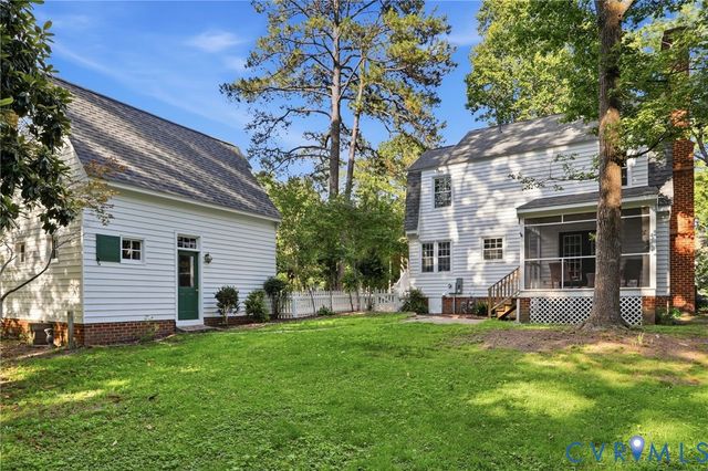 9806 Old Cannon Rd, North Chesterfield, VA 23237