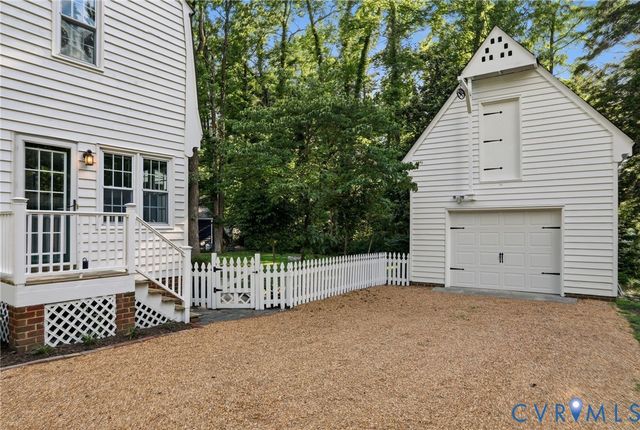 9806 Old Cannon Rd, North Chesterfield, VA 23237