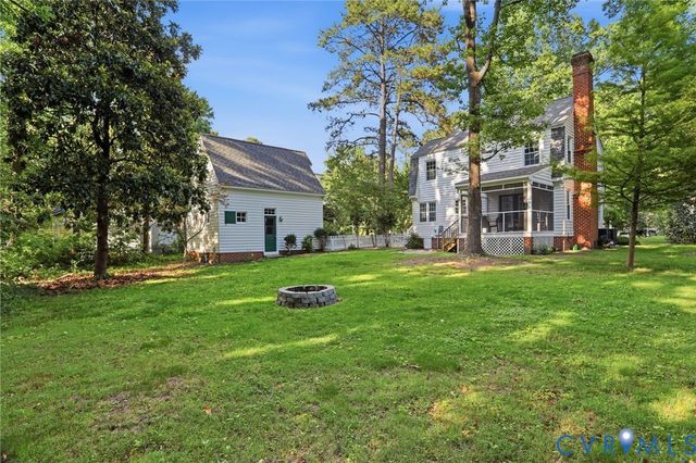 9806 Old Cannon Rd, North Chesterfield, VA 23237
