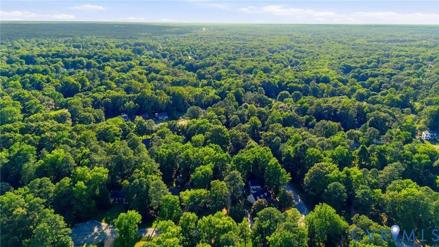 9806 Old Cannon Rd, North Chesterfield, VA 23237
