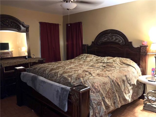 3341 Casa Rosa Dr, Corpus Christi, TX 78411